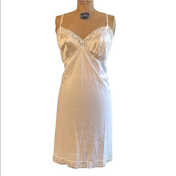 Cream Underslip Chemise Vintage Vanity Fair - Picture 1 of 6